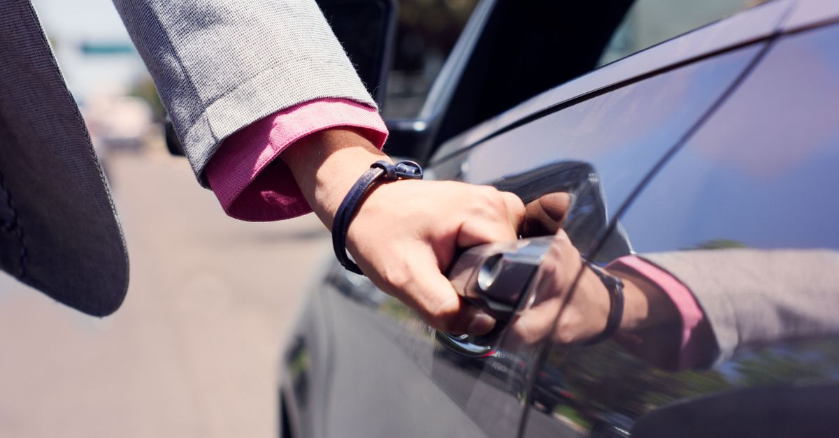 Car Lockout Service — Morris Park Ave Locksmith Bronx