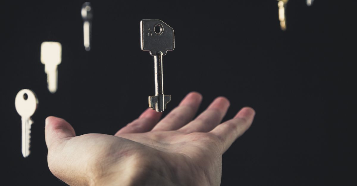 front door lock key — Morris Park Ave Locksmith Bronx
