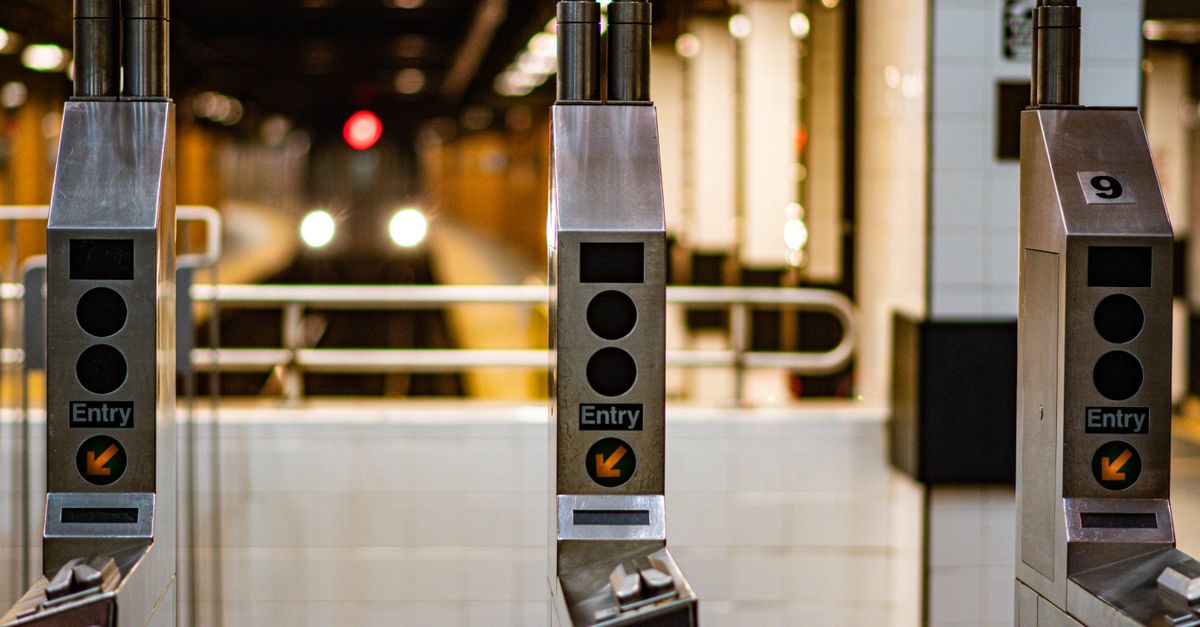 Why Bronx Businesses Are Choosing Access Control Installation Over Traditional Keys — Morris Park Ave Locksmith Bronx