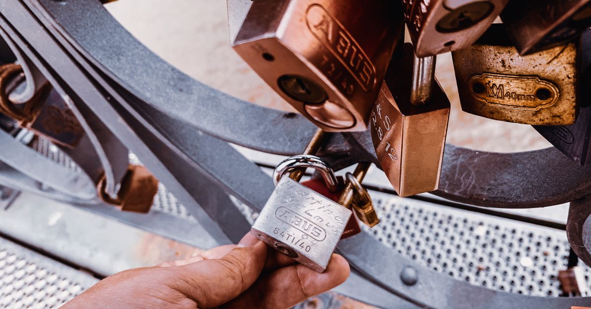 Understanding Emergency Locksmith Costs: How Much Does an Emergency Locksmith Cost Near Me? — Morris Park Ave Locksmith Bronx