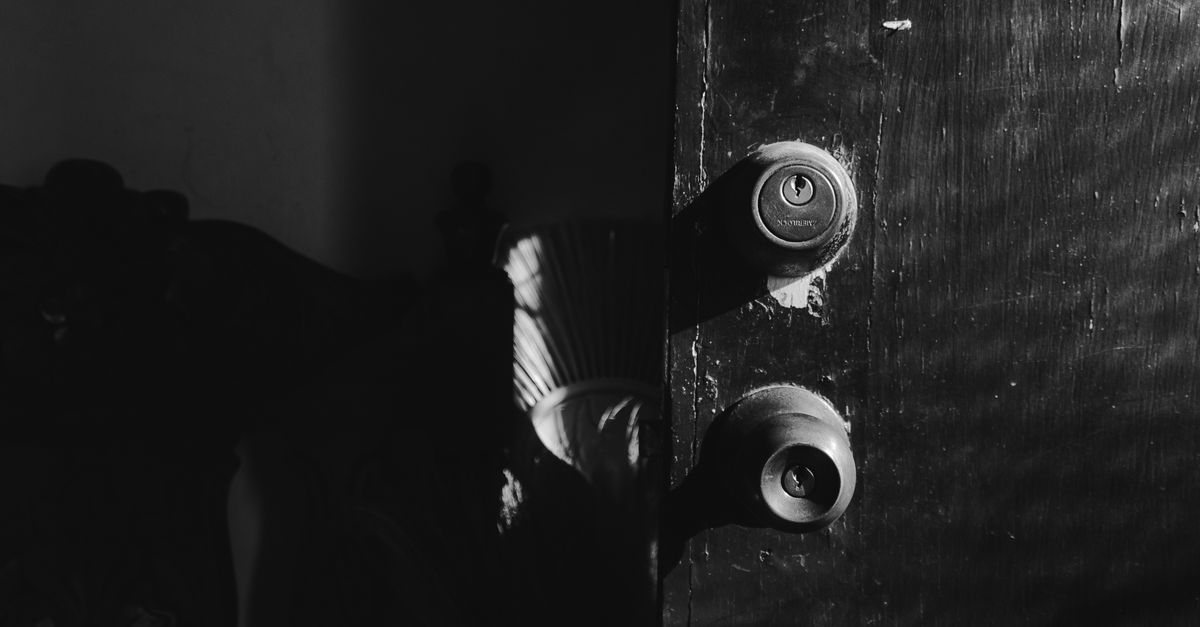 Deadbolt Installation Pricing: What Determines Your Quote — Morris Park Ave Locksmith Bronx